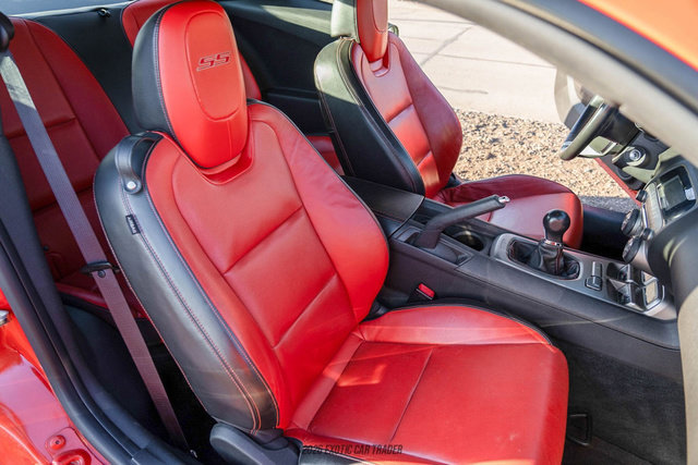 Used 2010 Chevrolet Camaro SS w/ RS Package RWD image 27