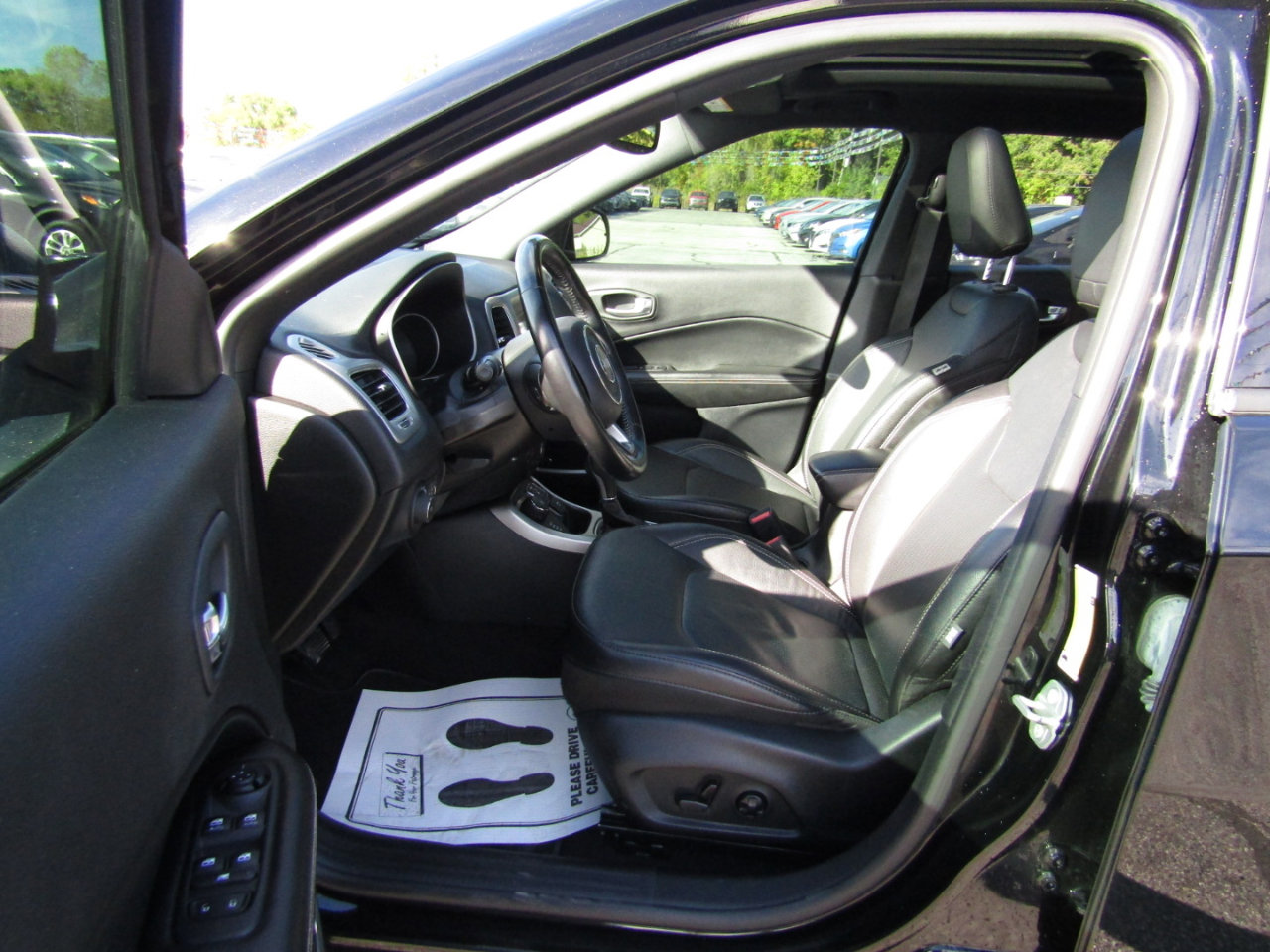 Used 2021 Jeep Compass Latitude w/ Sun and Sound Group image 18