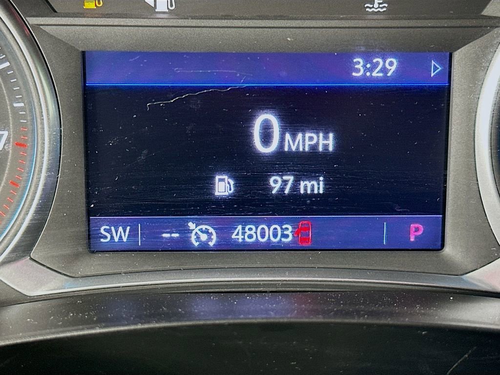 Used 2022 Chevrolet Traverse LT image 19