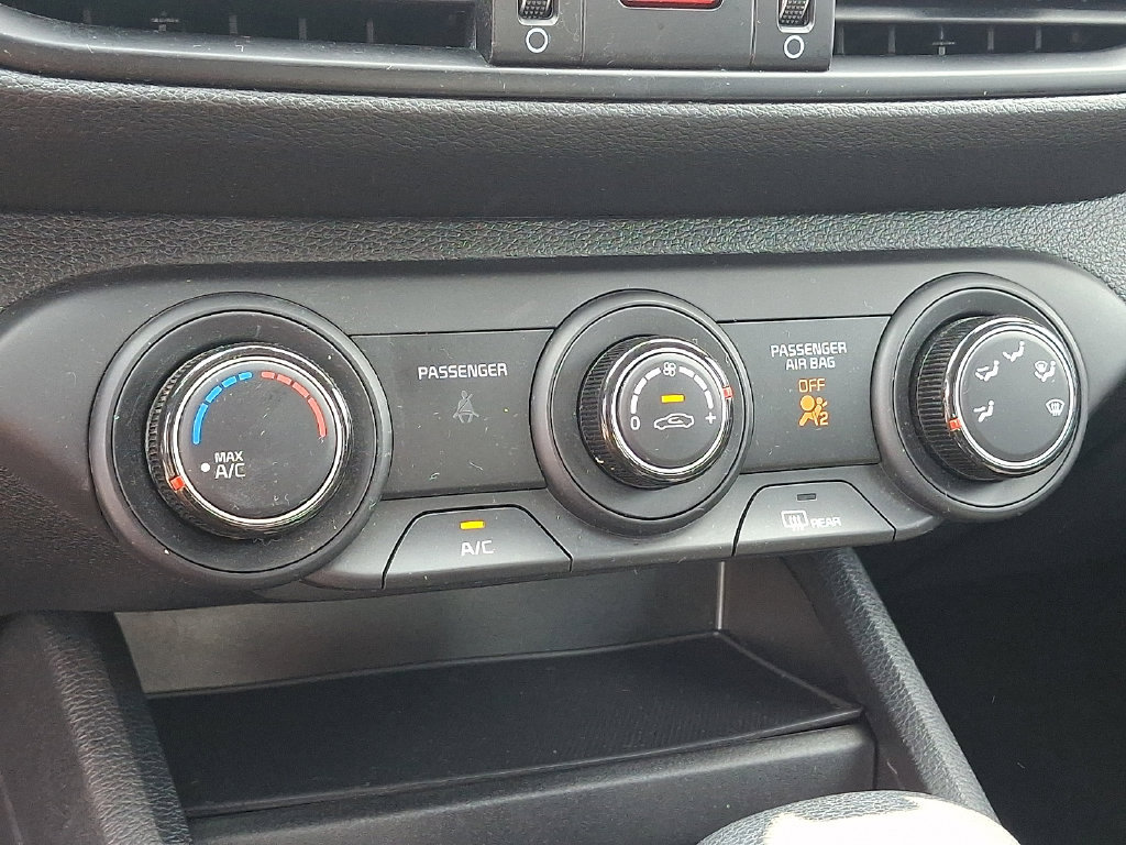 Certified 2024 Kia Forte LXS w/ LXS Technology Package FWD image 18