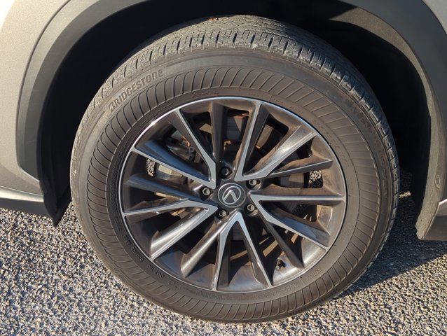 Used 2024 Lexus NX 250 FWD w/ Towing Package (2000 Lbs) image 6