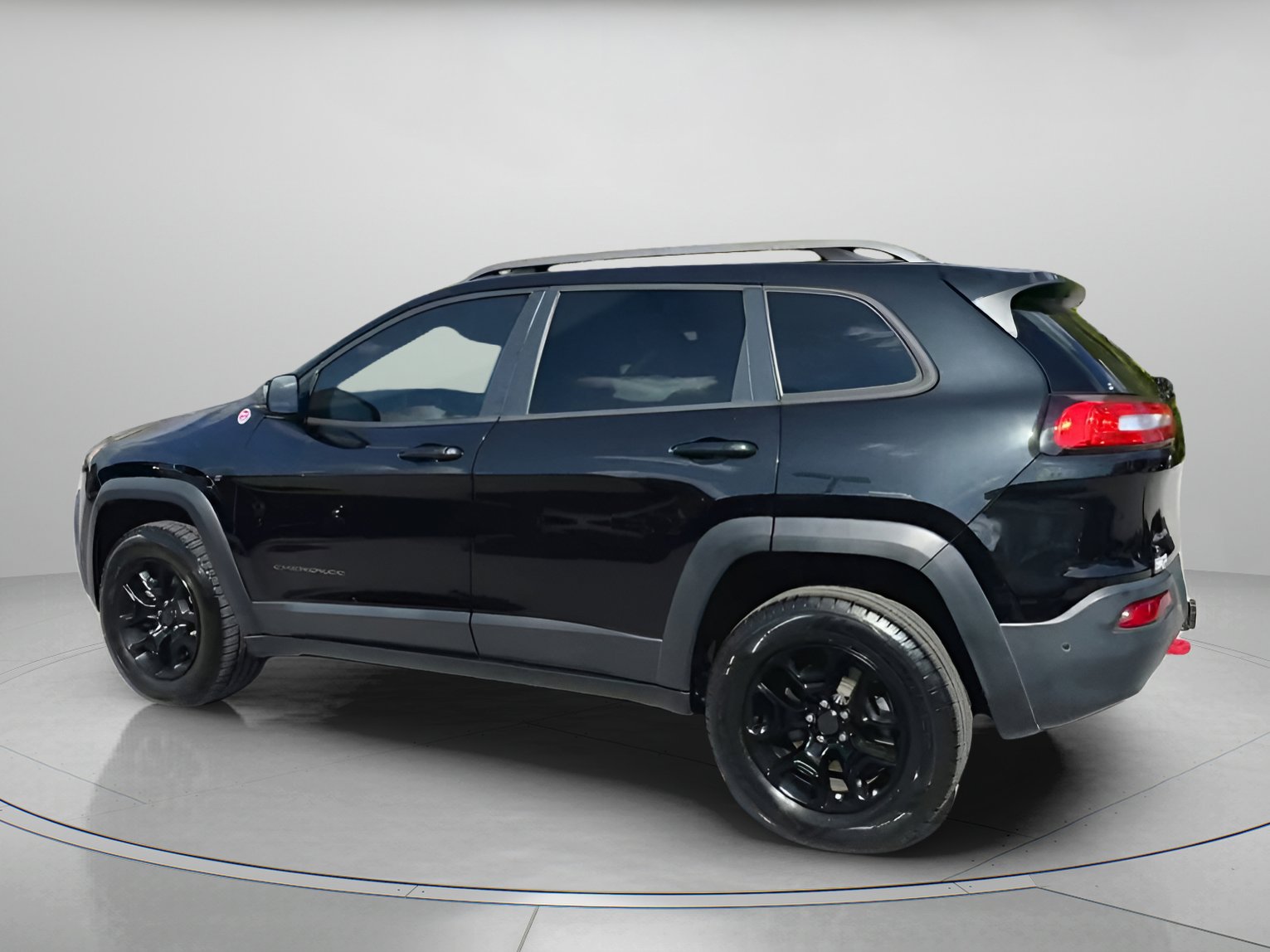 Used 2016 Jeep Cherokee Trailhawk w/ Comfort/Convenience Group image 19