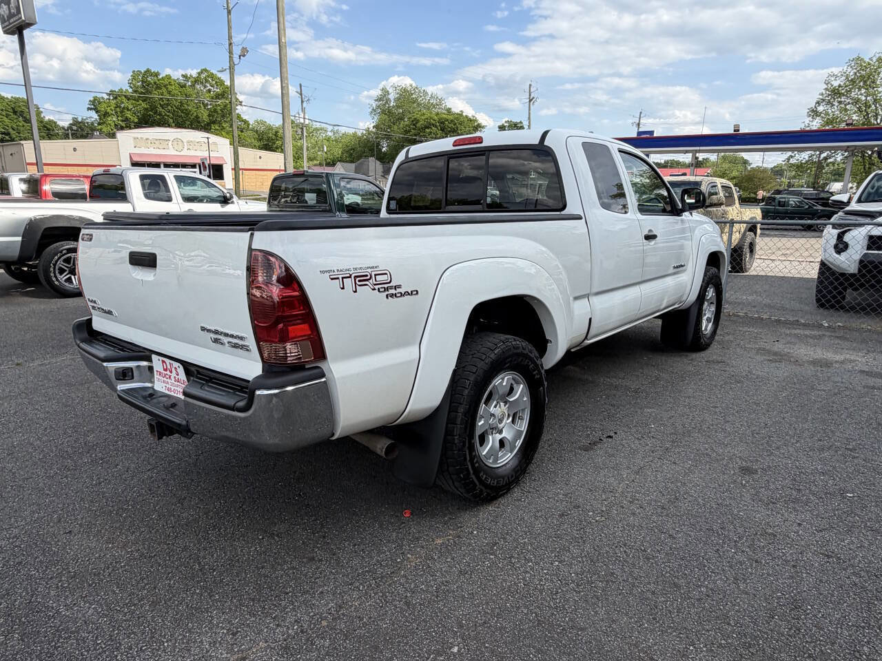 Used 2007 Toyota Tacoma PreRunner RWD image 5