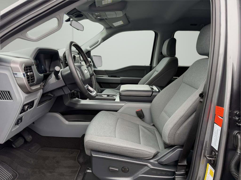 Used 2025 Ford F150 XLT w/ Equipment Group 301A Standard AWD/4WD image 13