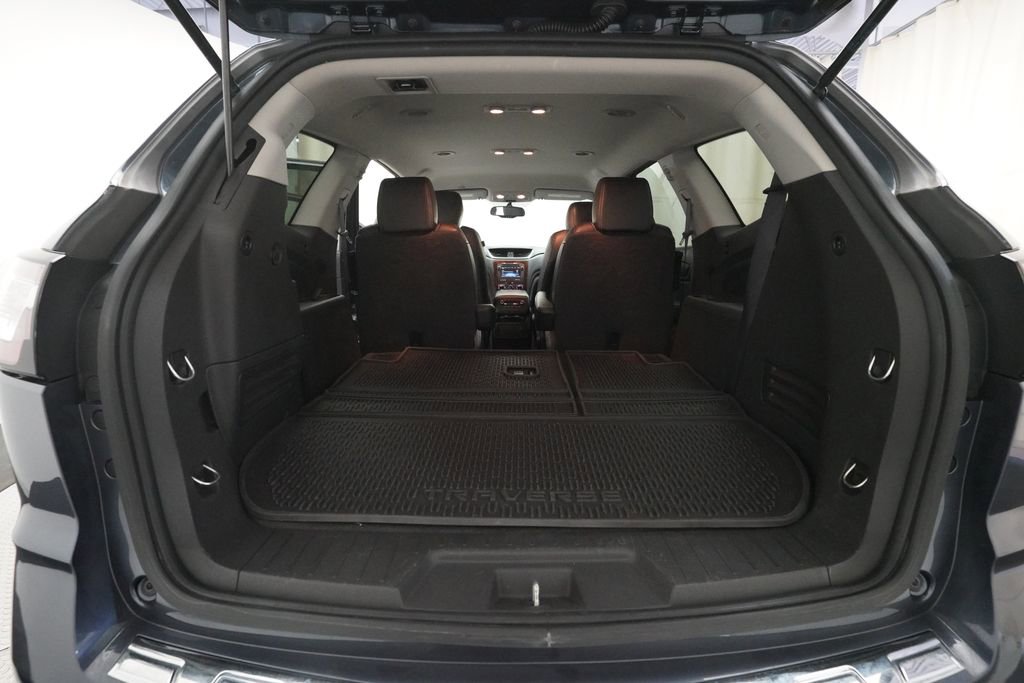 Used 2013 Chevrolet Traverse LTZ image 10