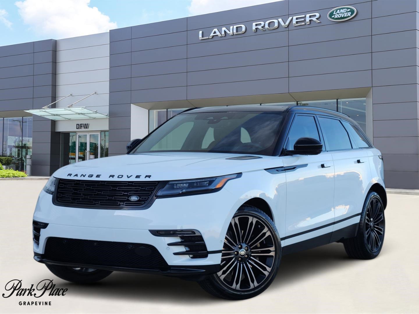 New 2026 Land Rover Range Rover Velar Dynamic SE