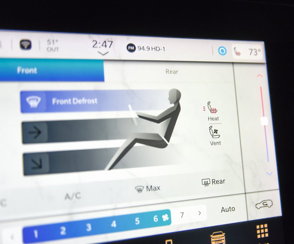 Used 2022 Jeep Wagoneer Series II w/ Rear Seat Video Group 1 image 25