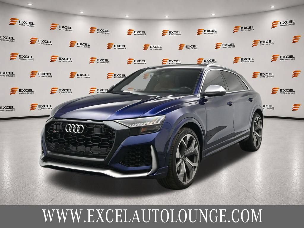 Used 2022 Audi RS Q8 w/ Luxury Package AWD/4WD image 2