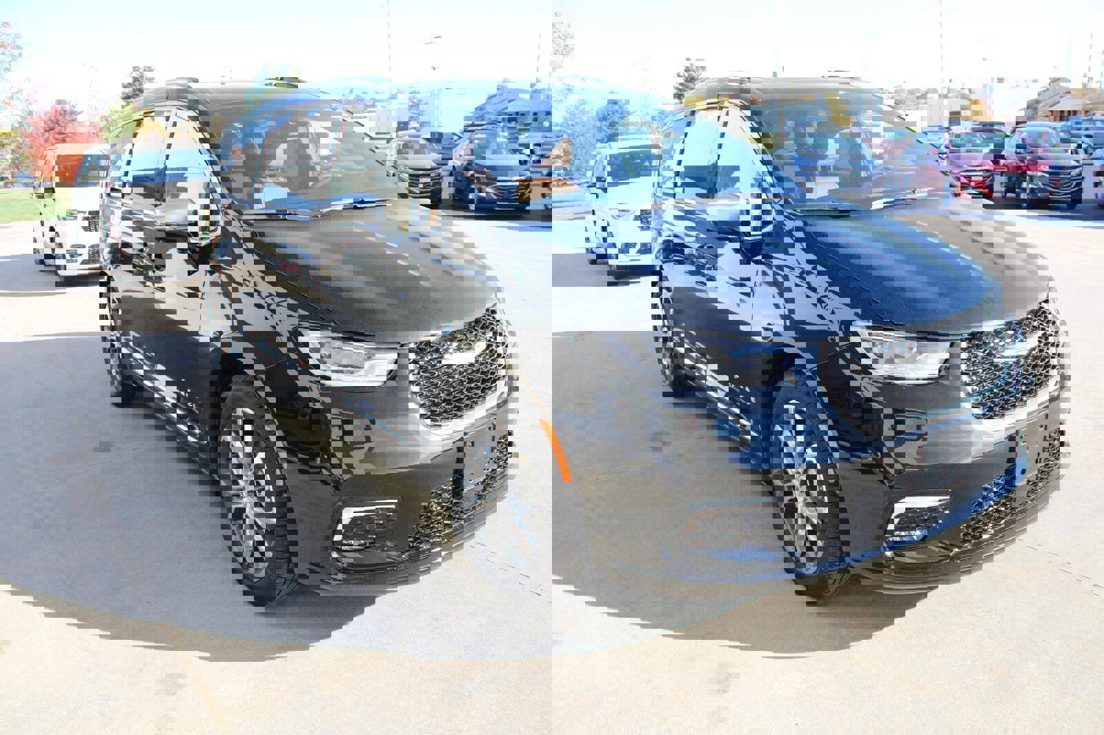 New 2026 Chrysler Pacifica Pinnacle image 5