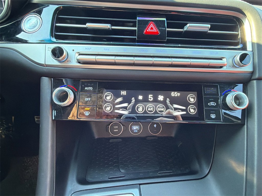 Used 2025 Genesis G70 3.3T Advanced w/ Sport Prestige Package image 27