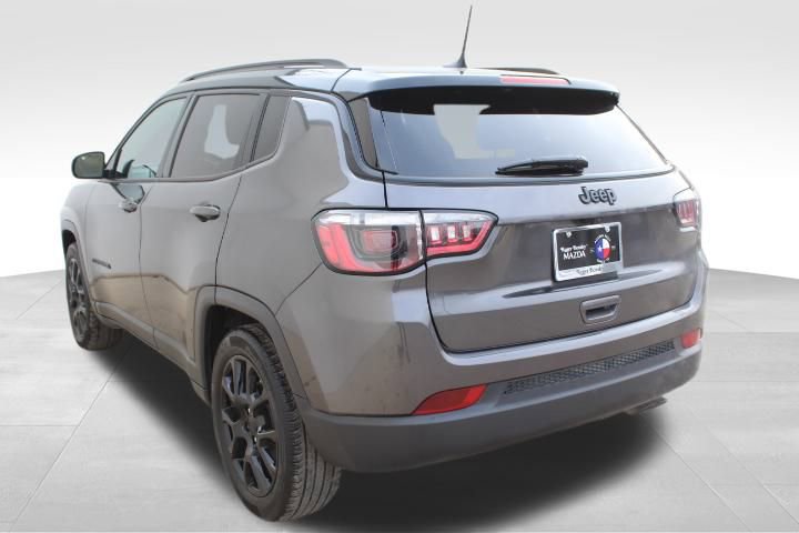 Used 2022 Jeep Compass Altitude image 6