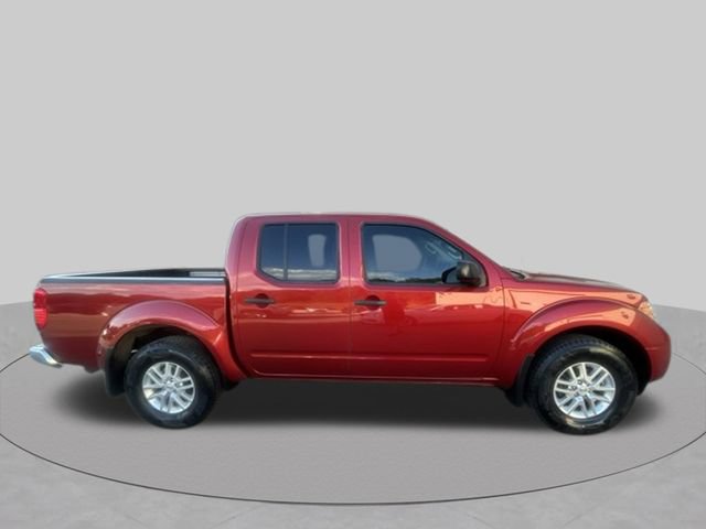 Used 2015 Nissan Frontier SV w/ SV Value Truck Package AWD/4WD image 2