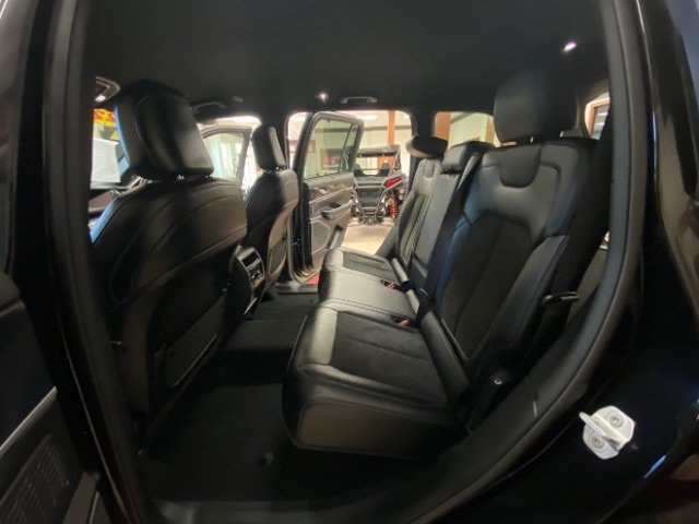 Used 2022 Jeep Grand Cherokee Trailhawk w/ Advanced Protech Group II AWD/4WD image 15