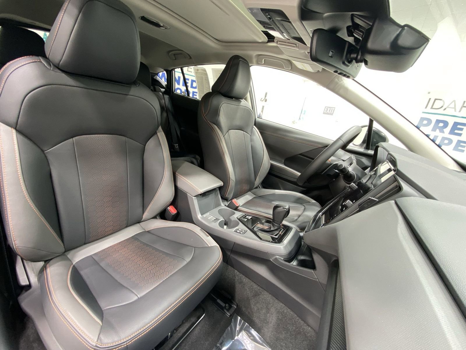 Certified 2025 Subaru Crosstrek 2.5i Limited w/ Crosstrek Mirror Package image 24