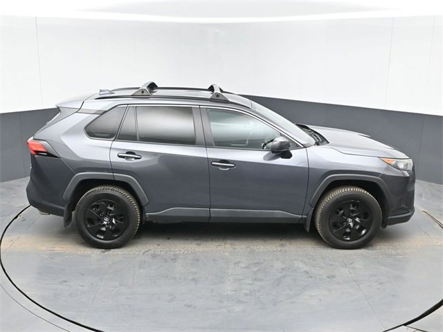 Used 2021 Toyota RAV4 LE image 38