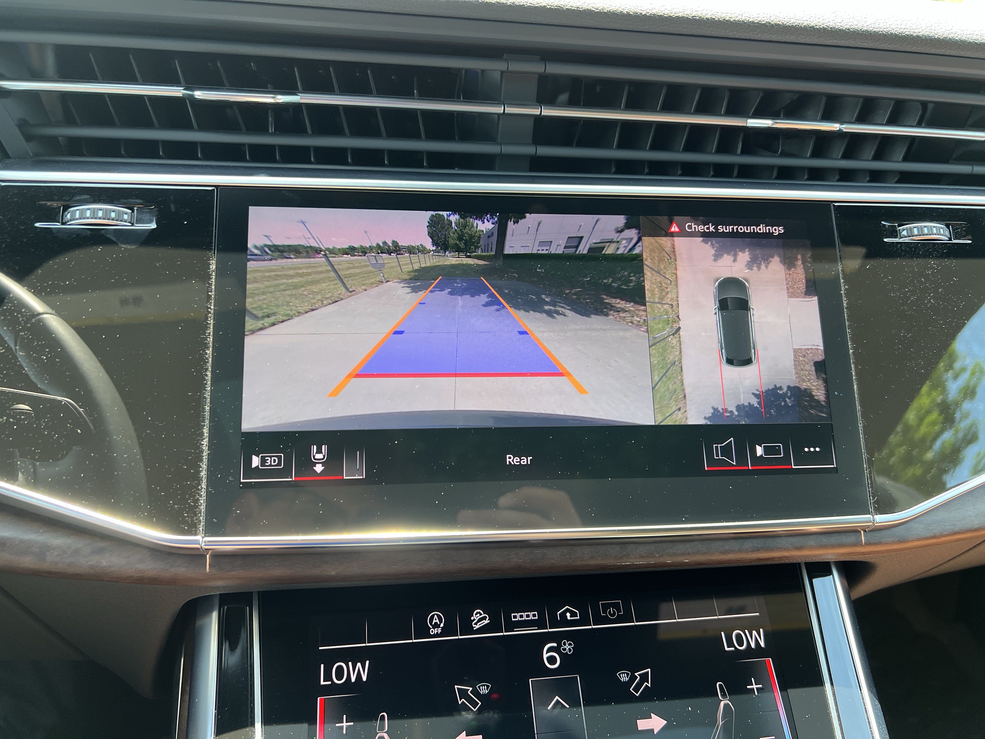 Certified 2024 Audi Q8 Premium AWD/4WD image 25