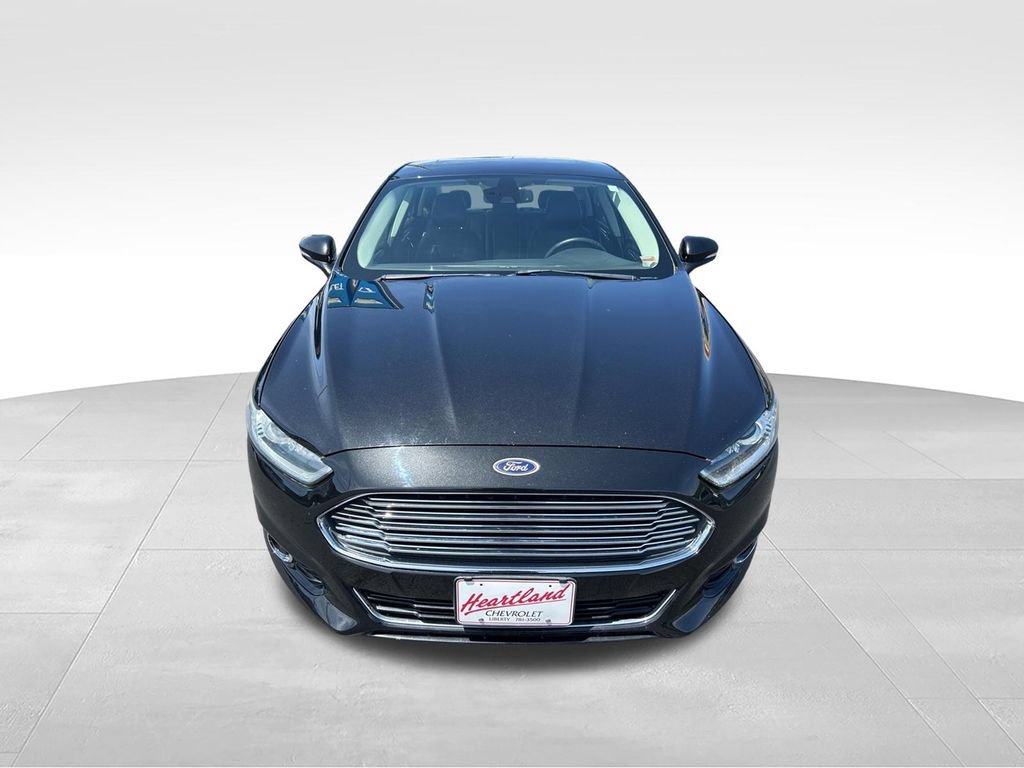 Used 2013 Ford Fusion Titanium w/ Titanium Driver Assist Pkg FWD image 2