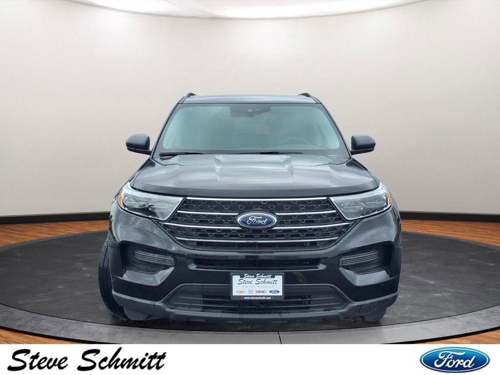 Used 2023 Ford Explorer XLT AWD/4WD image 29