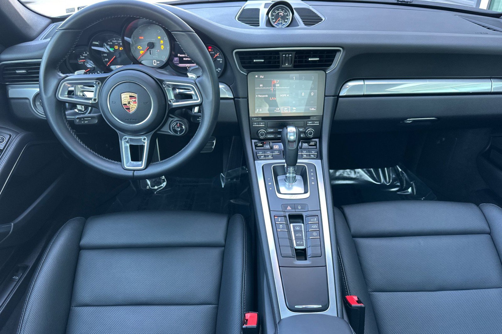 Certified 2017 Porsche 911 Carrera 4S image 6