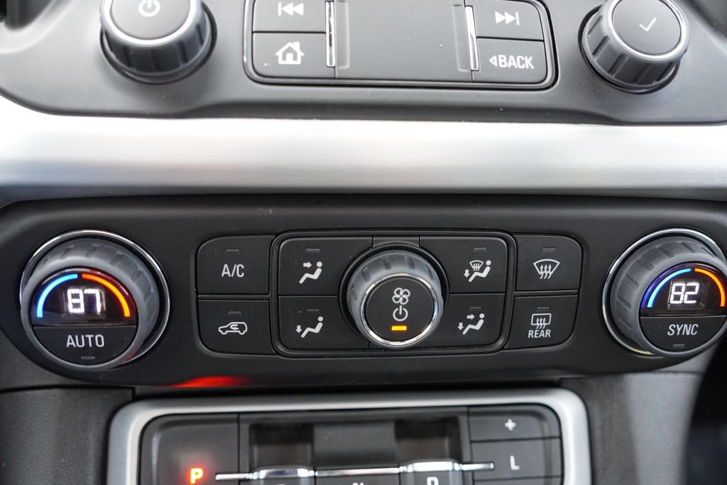 Certified 2023 GMC Acadia SLE image 29