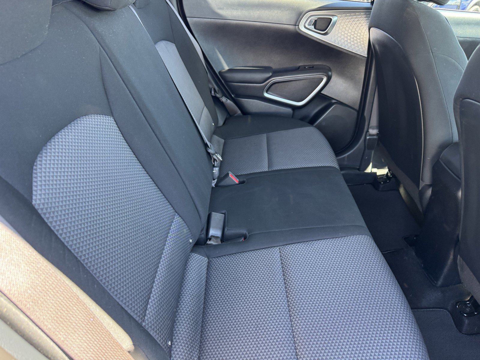 Used 2024 Kia Soul LX w/ Option Group 015 FWD image 10