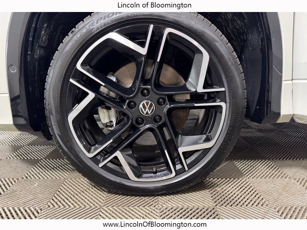 Used 2026 Volkswagen Tiguan SEL R-Line AWD/4WD image 22