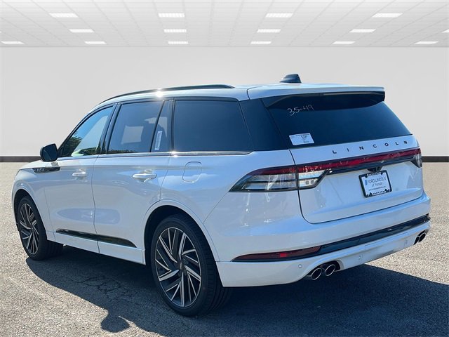 New 2025 Lincoln Aviator Black Label w/ Jet Appearance Package image 5