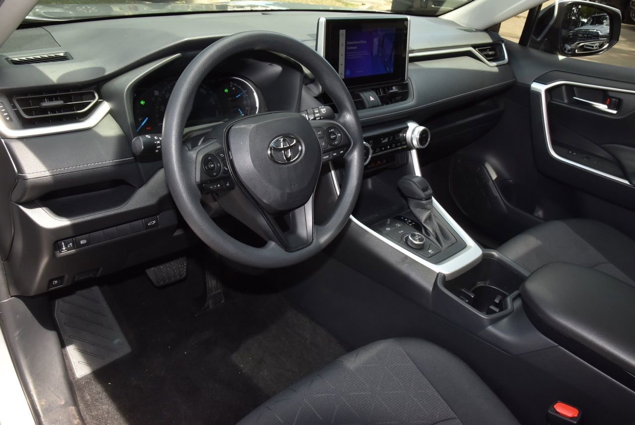 Used 2023 Toyota RAV4 XLE w/ Convenience Package AWD/4WD image 33