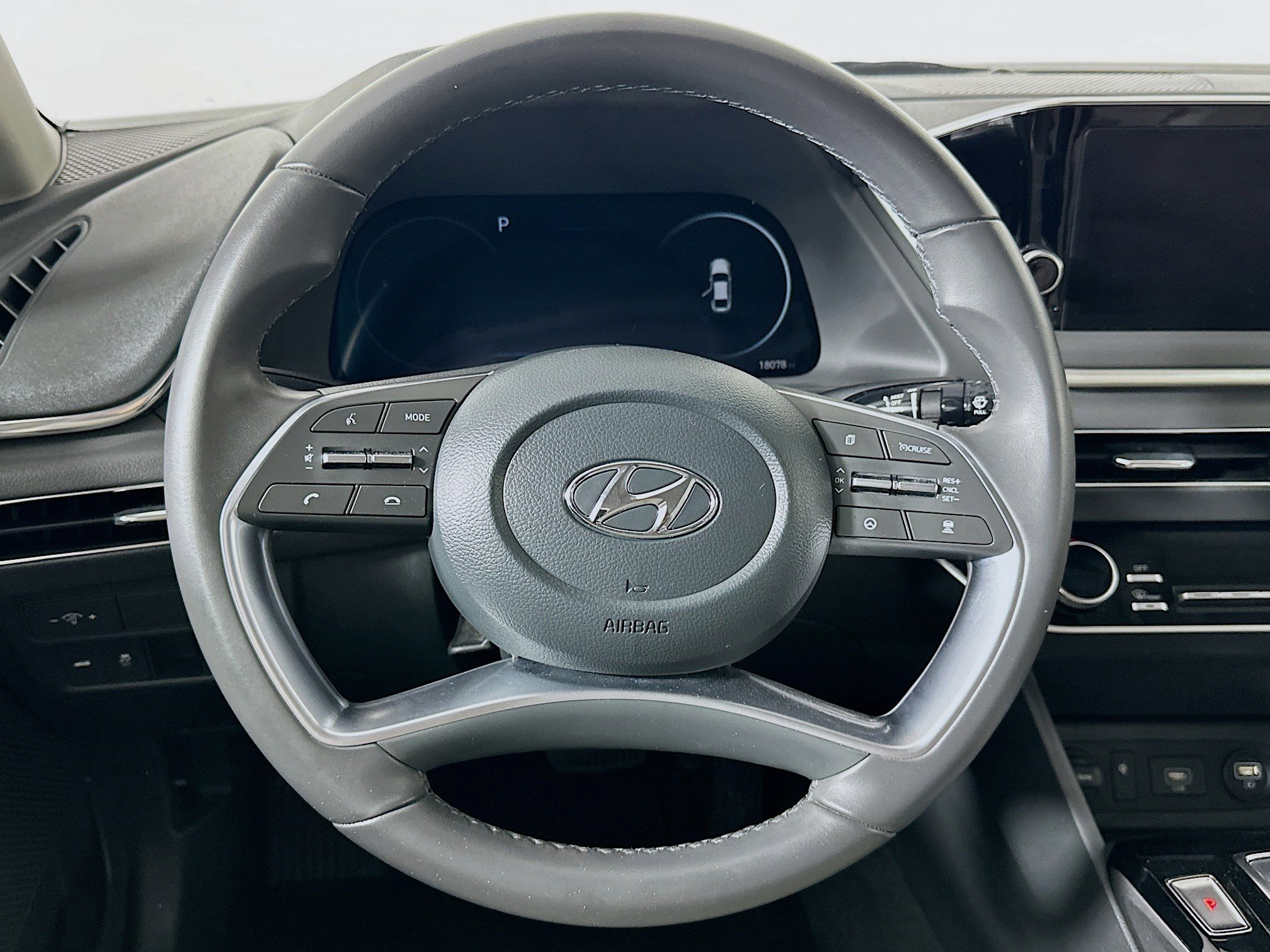 Used 2023 Hyundai Sonata SEL w/ Convenience Package image 18