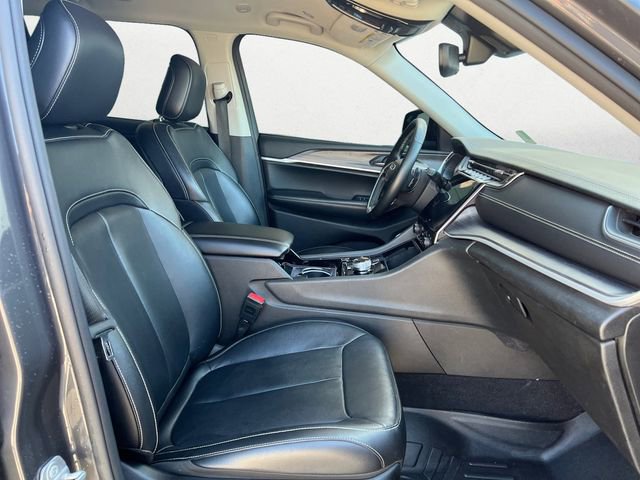 Used 2021 Jeep Grand Cherokee L Limited AWD/4WD image 15