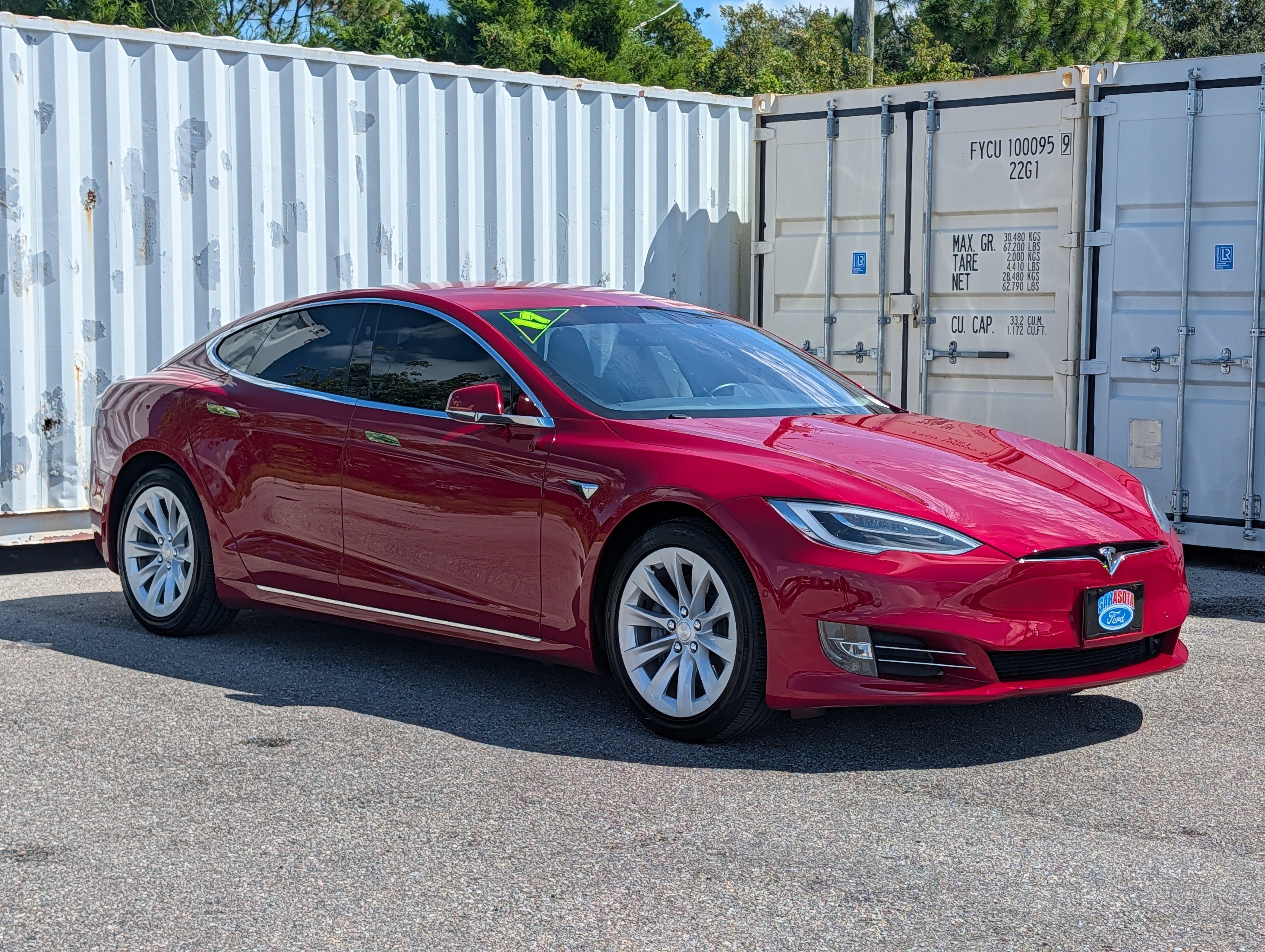 Used 2017 Tesla Model S 60 RWD image 3