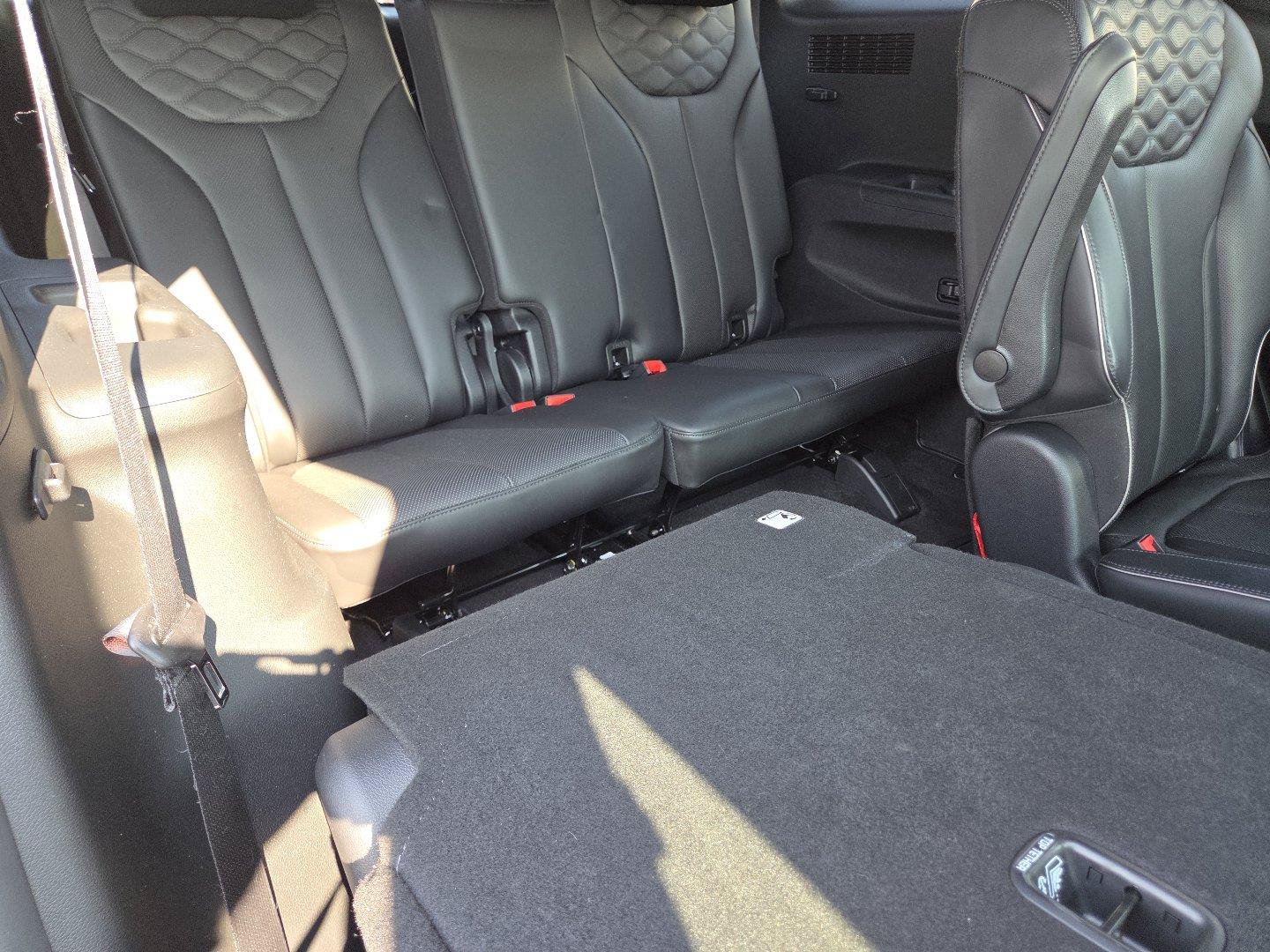 Used 2020 Hyundai Palisade Limited FWD image 21