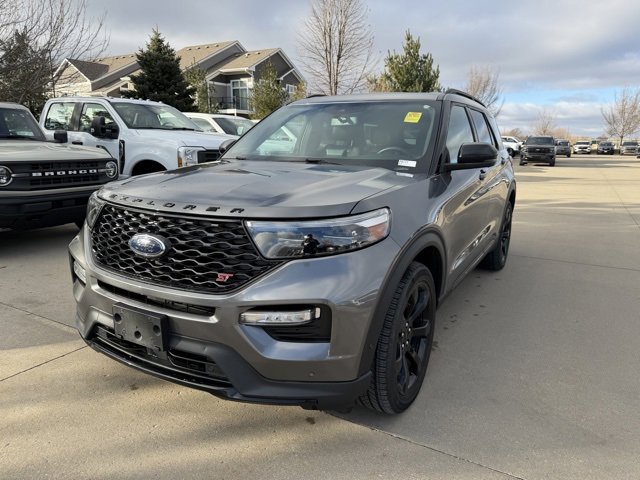 Used 2022 Ford Explorer ST w/ Equipment Group 401A image 2