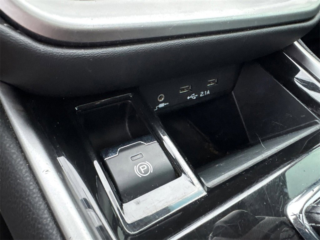 Used 2020 Subaru Outback Limited w/ Popular Package #2 image 25