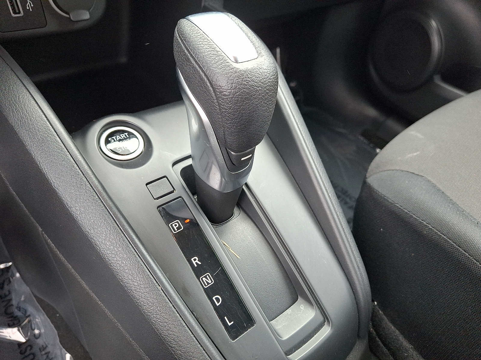 Used 2025 Nissan Kicks Play S FWD image 14