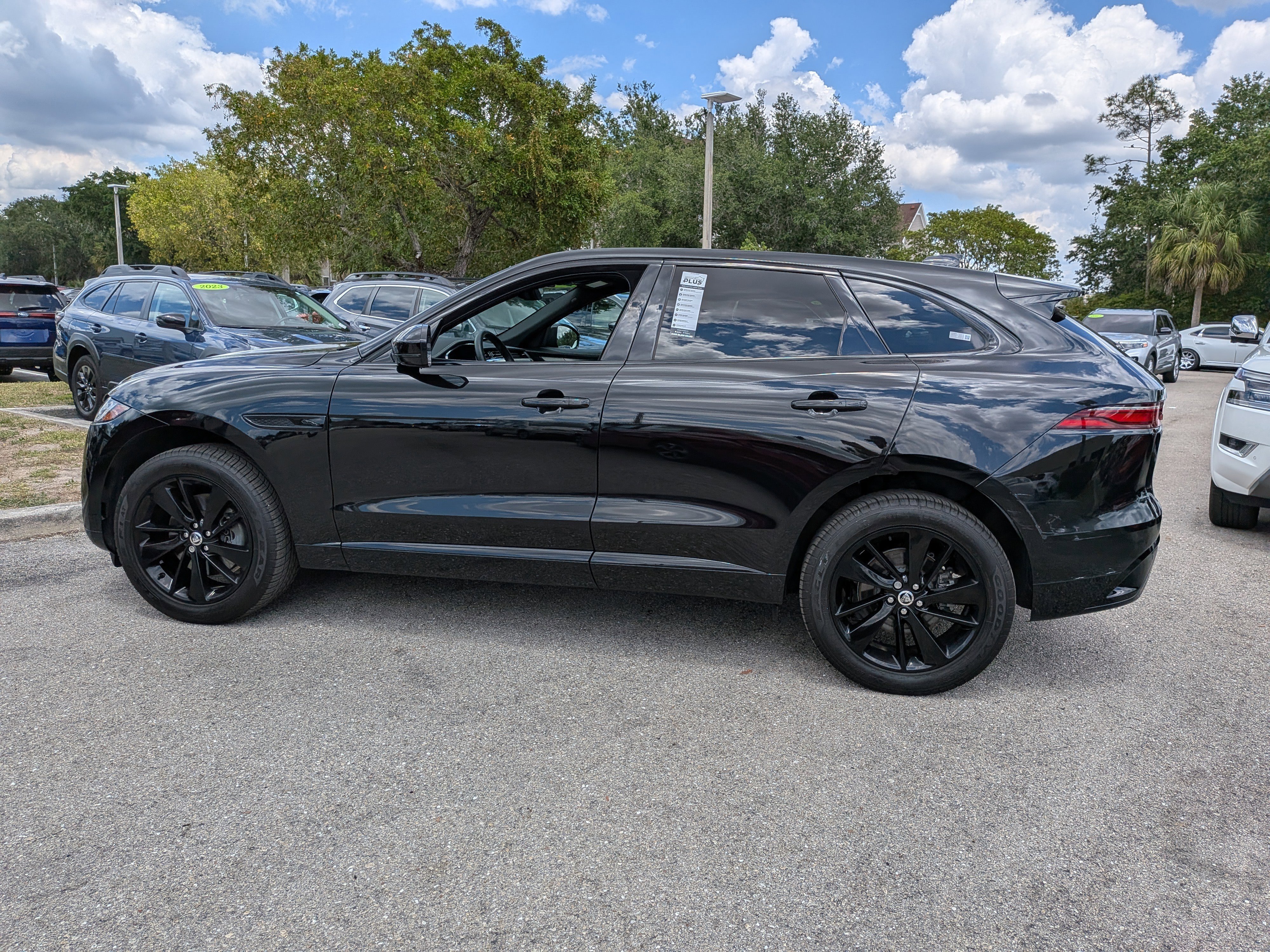 Used 2024 Jaguar F-PACE R-Dynamic S AWD/4WD image 7