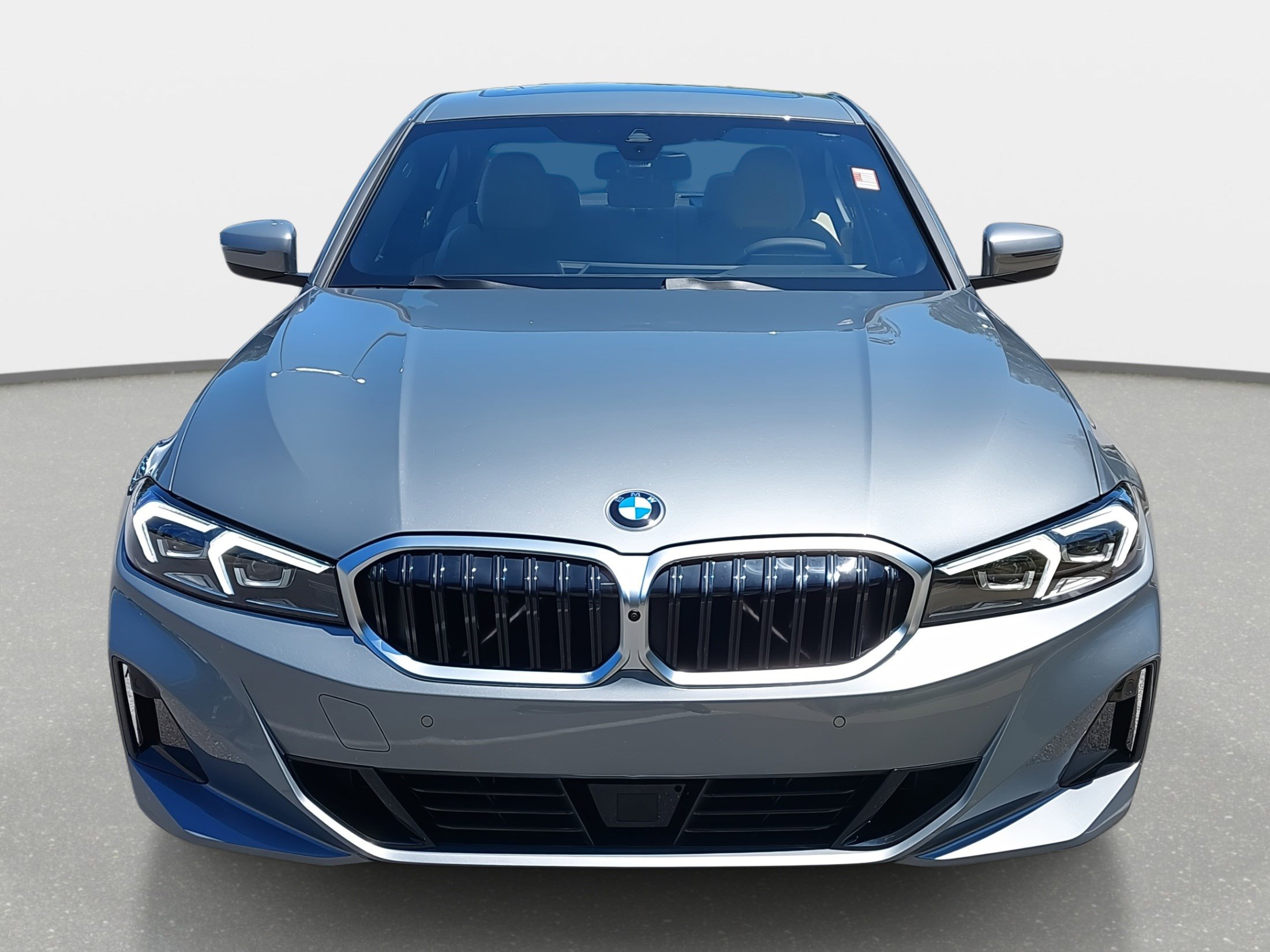 New 2025 BMW 330i Sedan w/ Premium Package image 2