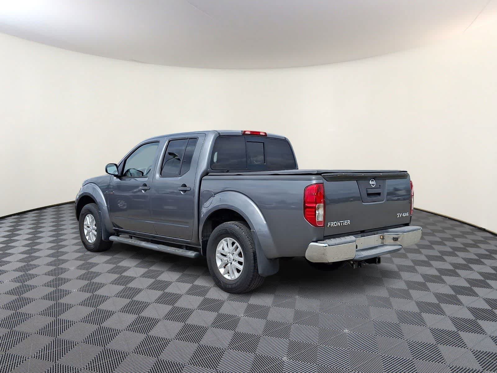 Used 2016 Nissan Frontier SV AWD/4WD image 7
