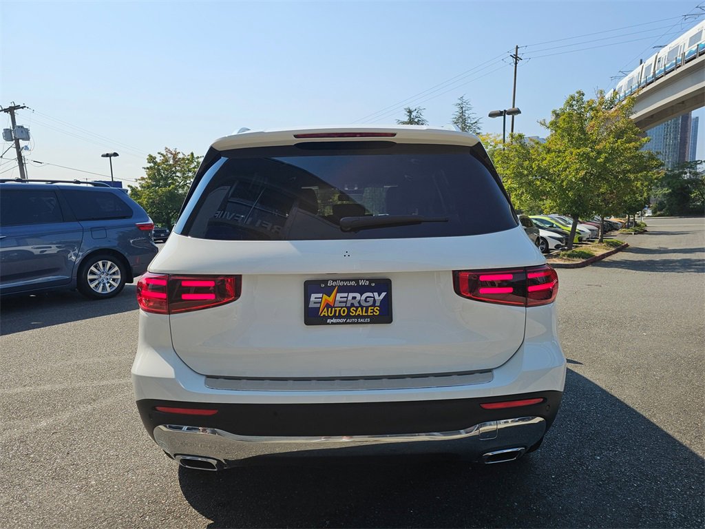 Used 2024 Mercedes-Benz GLB 250 4MATIC image 7