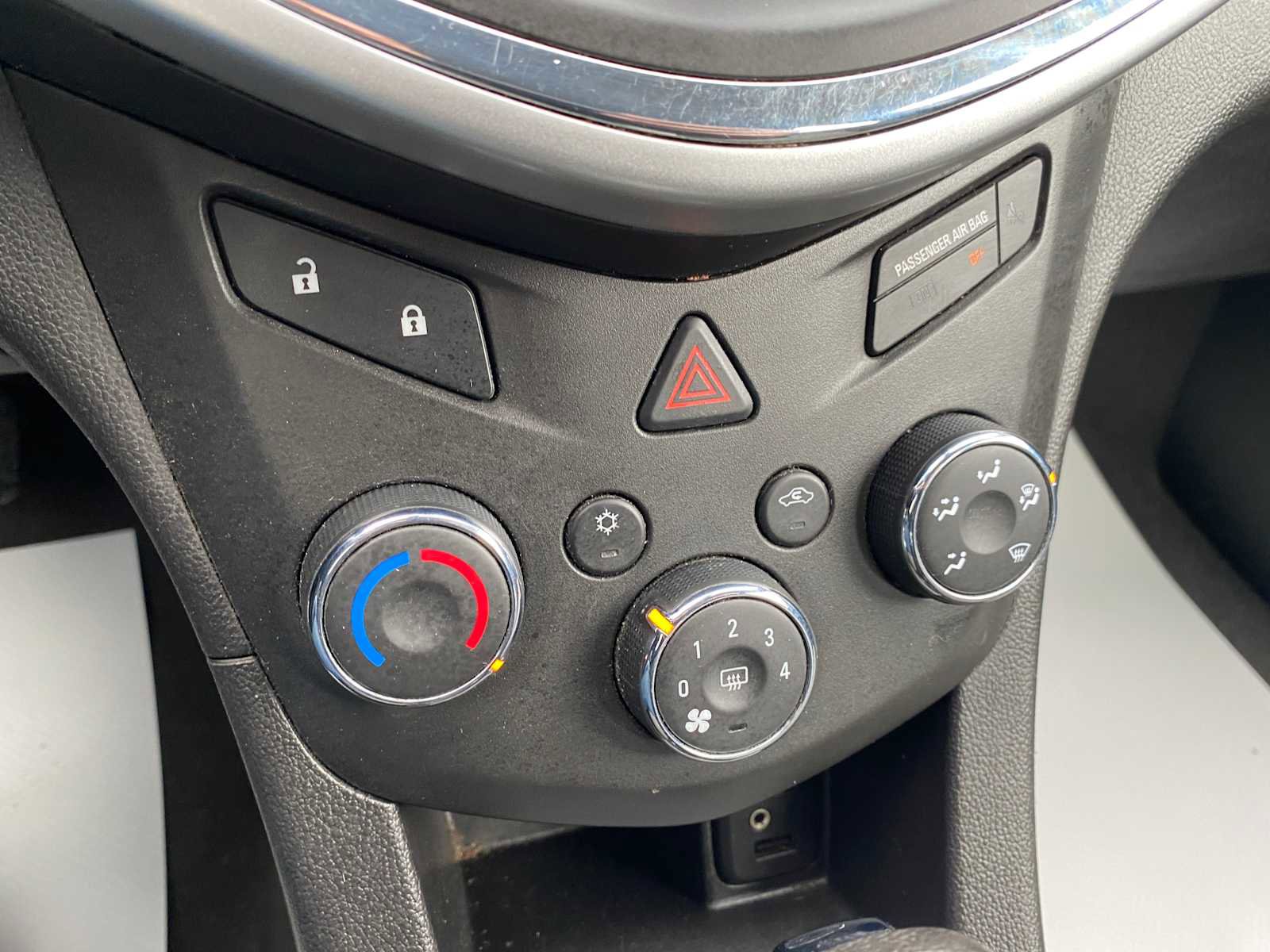 Used 2019 Chevrolet Sonic LT image 23
