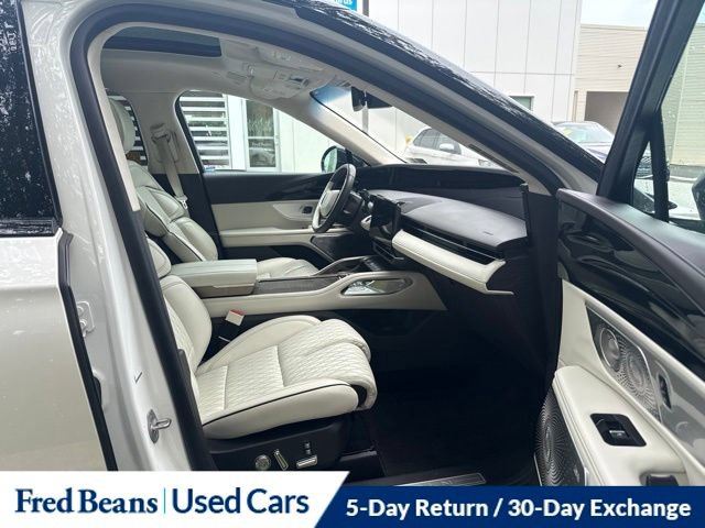Used 2024 Lincoln Nautilus Black Label w/ Jet Appearance Package (87T) AWD/4WD image 23