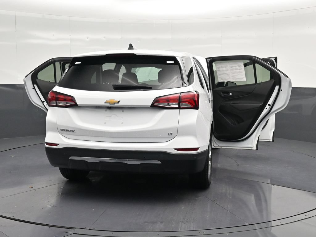 Used 2024 Chevrolet Equinox LT FWD image 27