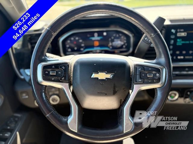 Used 2022 Chevrolet Silverado 1500 LT AWD/4WD image 19