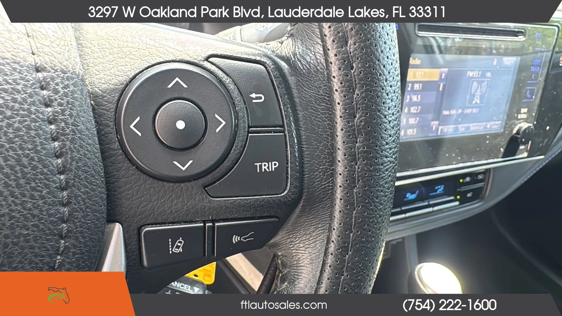 Used 2017 Toyota Corolla SE FWD image 36