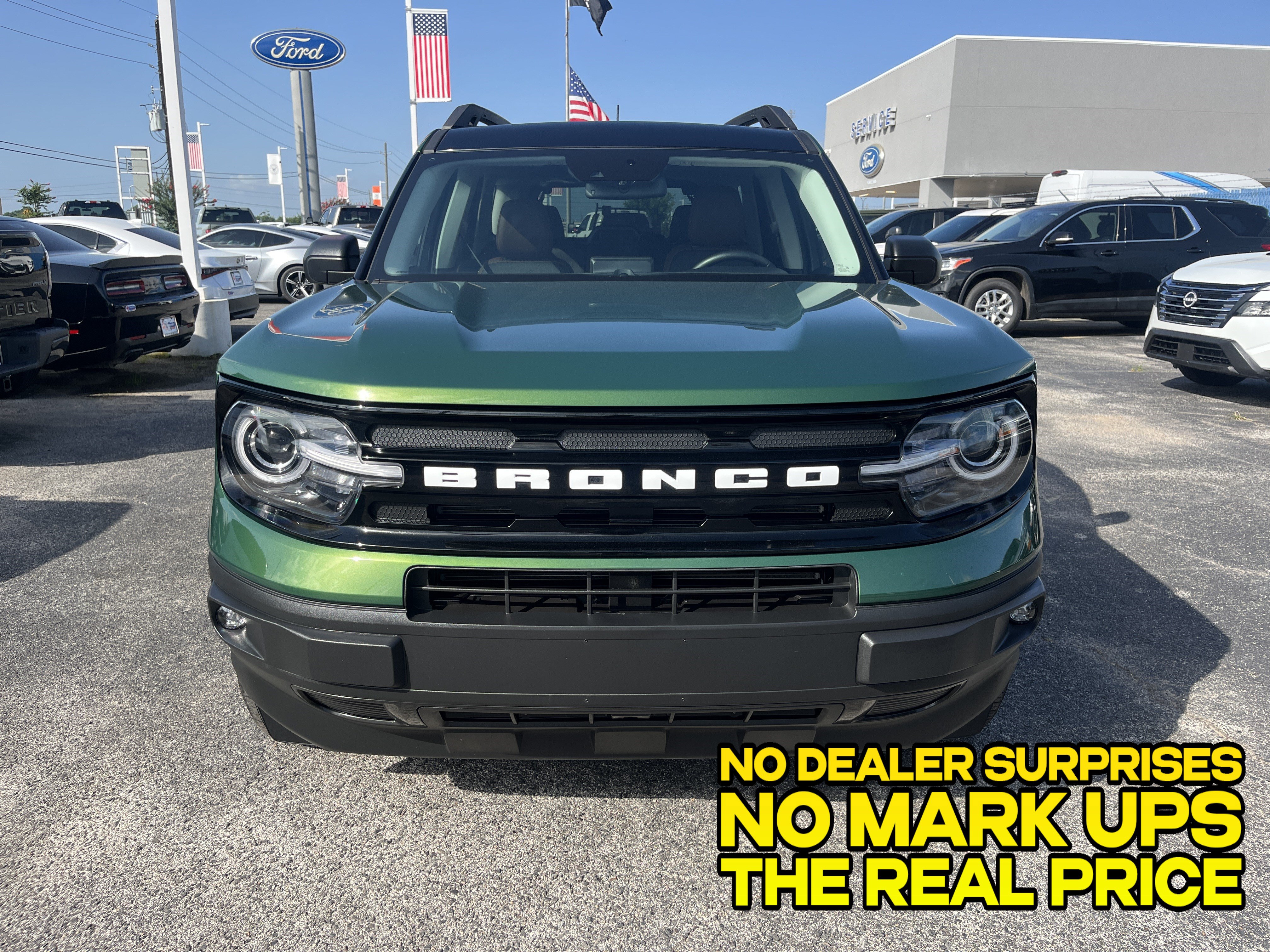Used 2023 Ford Bronco Sport Outer Banks w/ Tech Package AWD/4WD image 8
