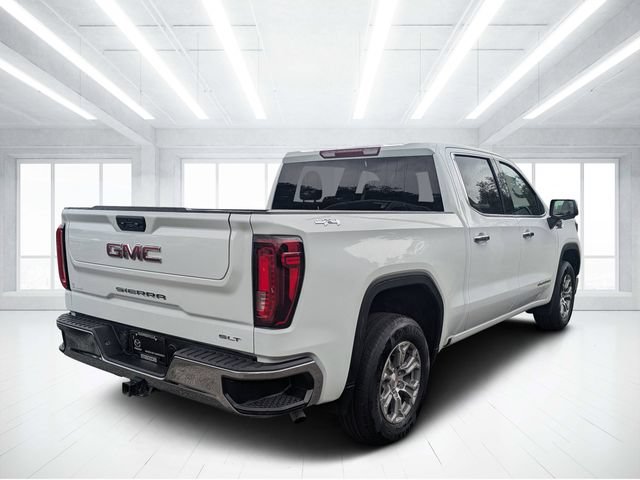 Used 2025 GMC Sierra 1500 SLT AWD/4WD image 3