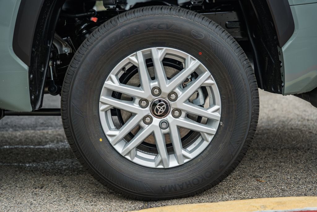New 2026 Toyota Tundra SR5 AWD/4WD image 19