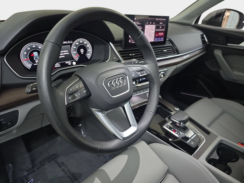 Used 2025 Audi Q5 2.0T Premium Plus AWD/4WD image 19