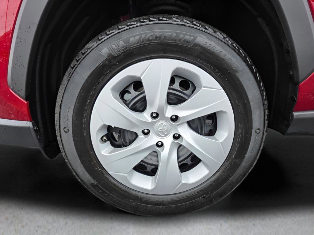 Used 2024 Toyota RAV4 LE image 11