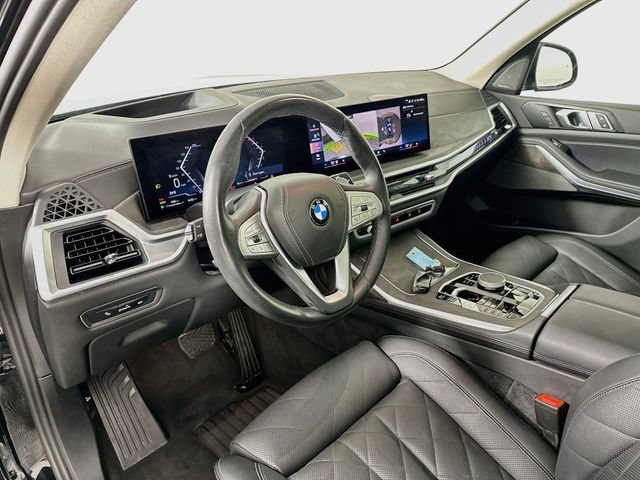 Used 2025 BMW X7 xDrive40i w/ Premium Package AWD/4WD image 21